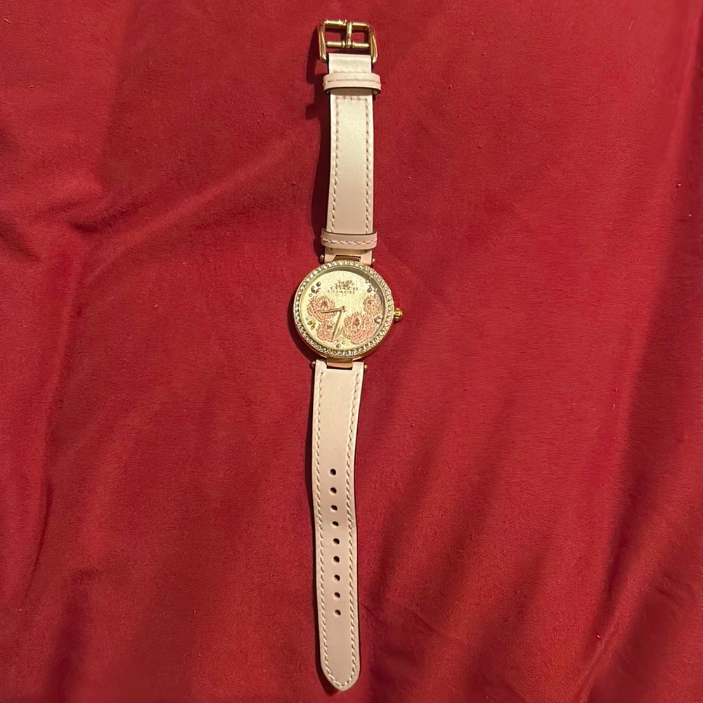 Women’s coach watch excellent condition